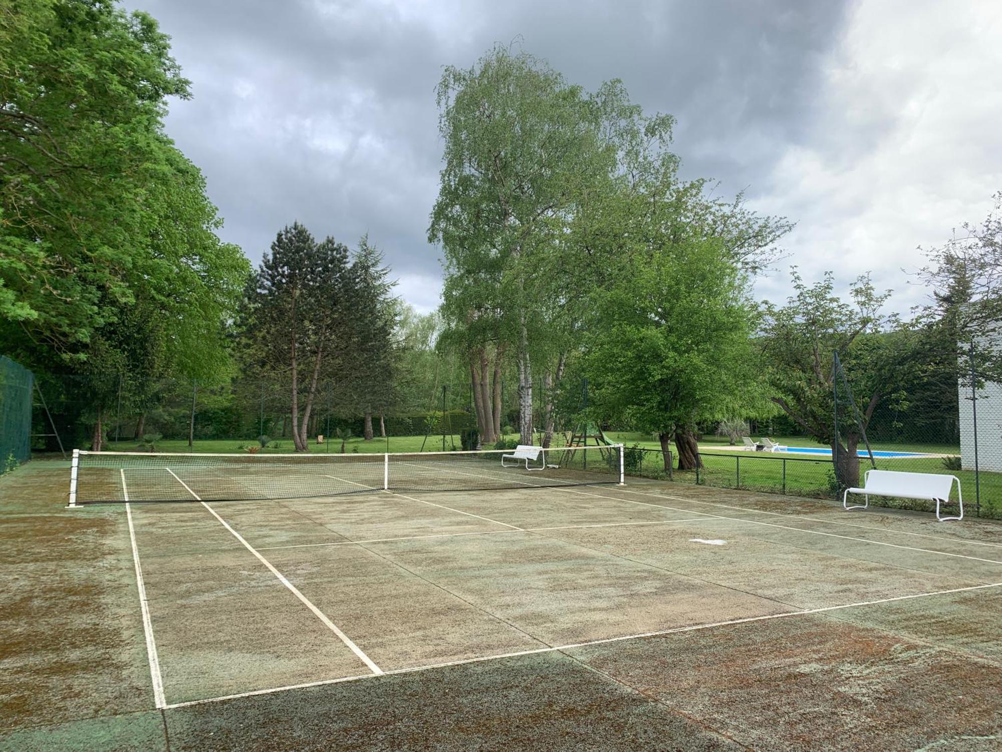 Appartement Familial Au Bord De La Marne, Jardin 8000M2, Piscine, Court De Tennis, Terrasse, Parking Gratuit Proche Disneyland Isles-les-Villenoy Екстер'єр фото