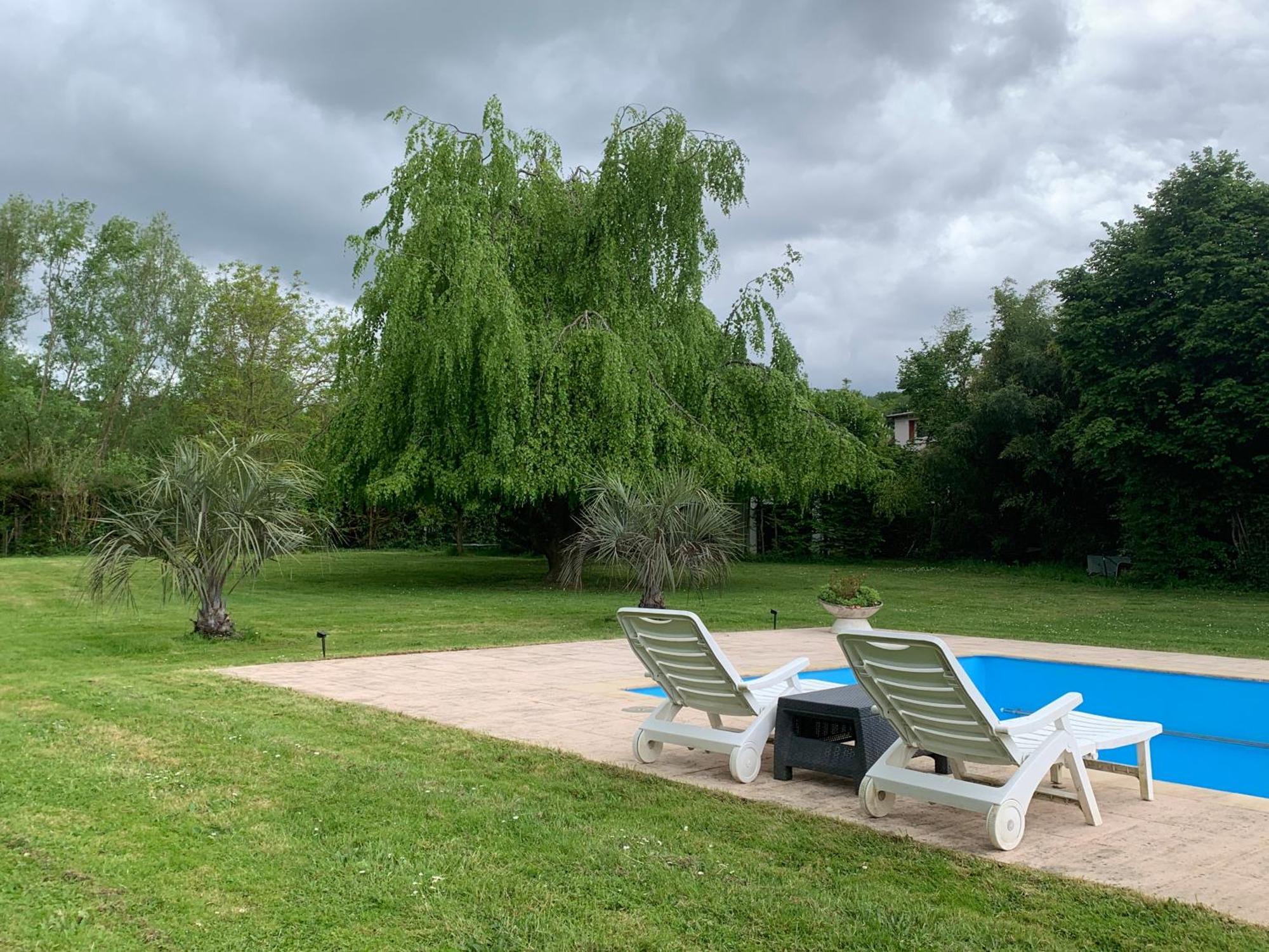 Appartement Familial Au Bord De La Marne, Jardin 8000M2, Piscine, Court De Tennis, Terrasse, Parking Gratuit Proche Disneyland Isles-les-Villenoy Екстер'єр фото