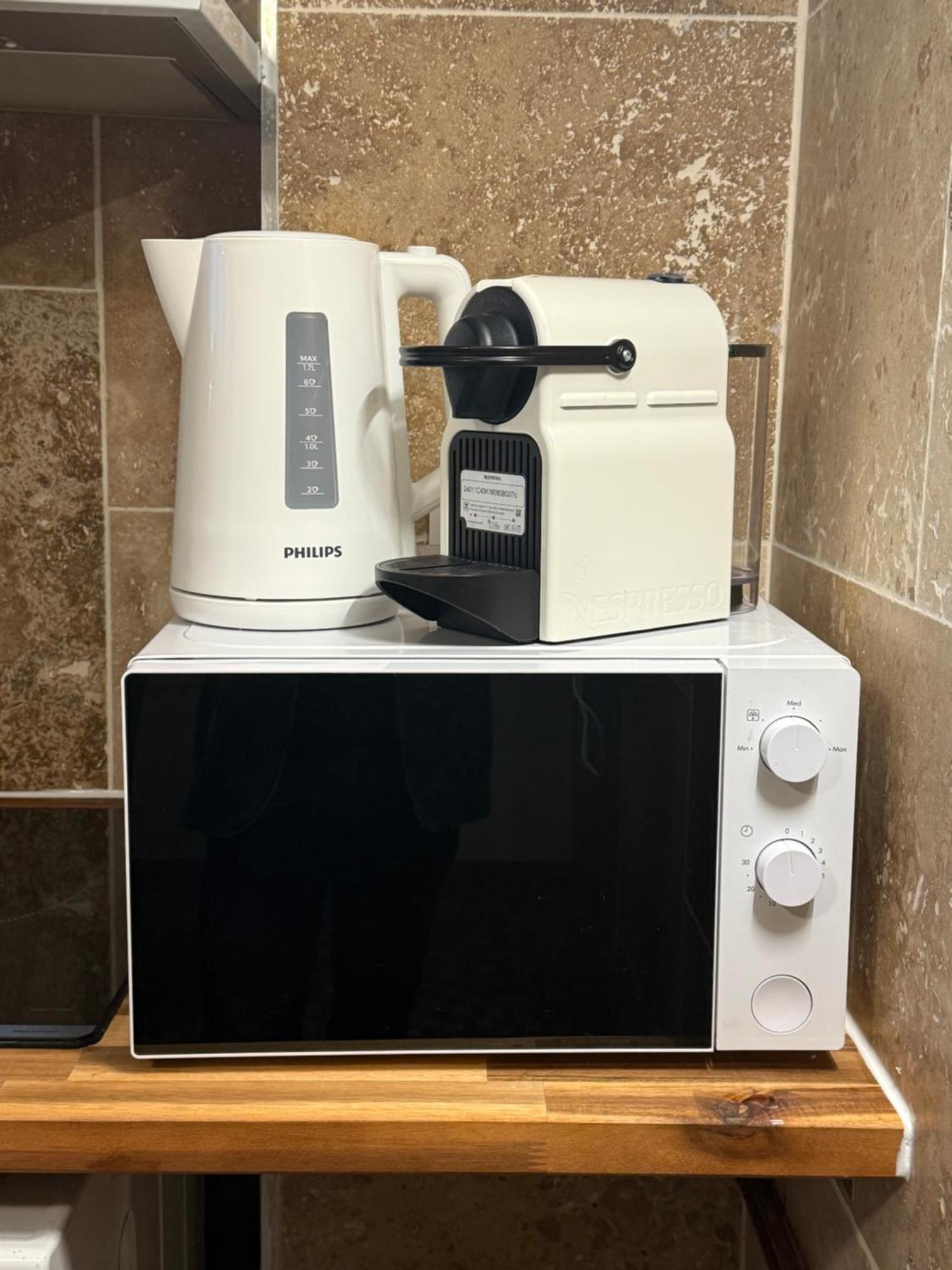 Appartement Familial Au Bord De La Marne, Jardin 8000M2, Piscine, Court De Tennis, Terrasse, Parking Gratuit Proche Disneyland Isles-les-Villenoy Екстер'єр фото
